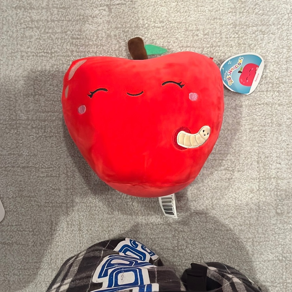 reesie the apple mini squishmallow! so adorable for little kids and soooo soft!!
